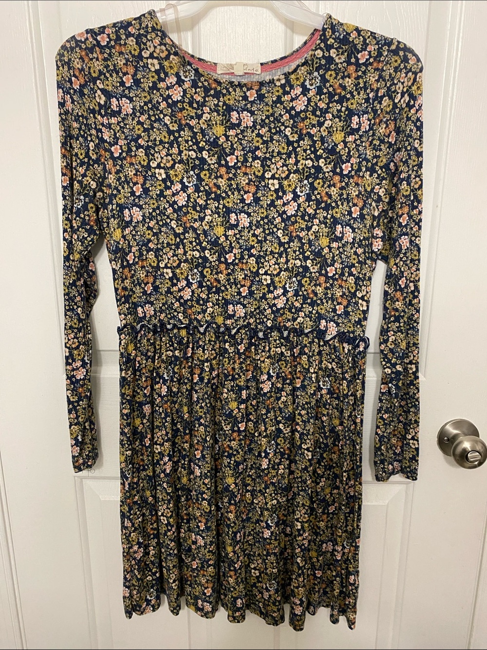 Rewind XL Floral dress long sleeve soft